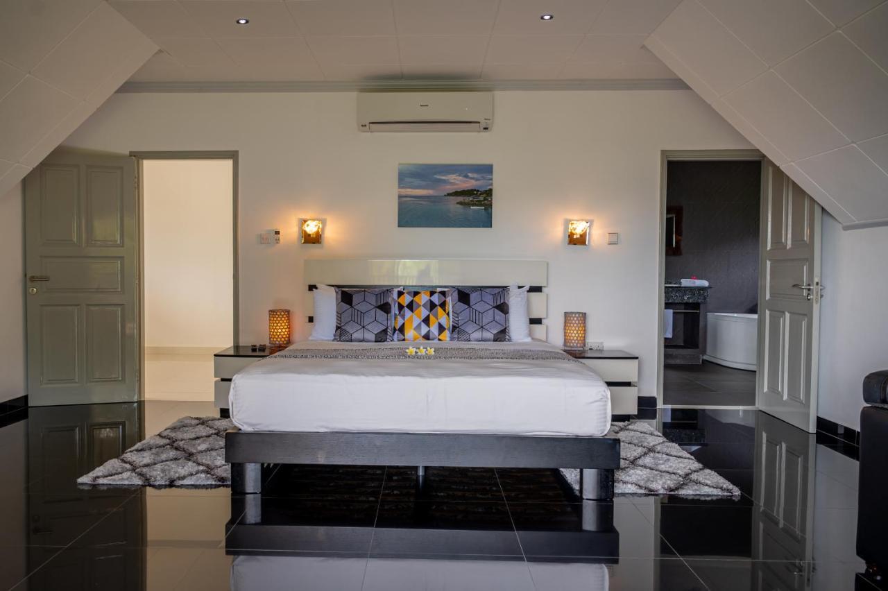 Tranquility Villas Баи-Сейнт-Энн Экстерьер фото